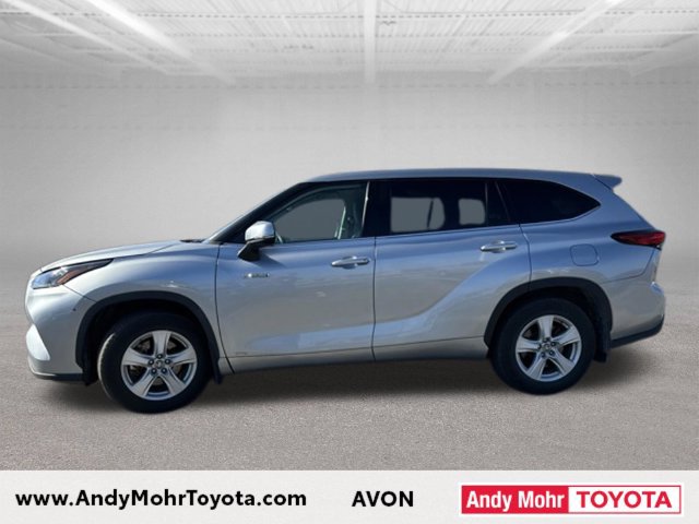 Used 2020 Toyota Highlander LE AWD/4WD image 11