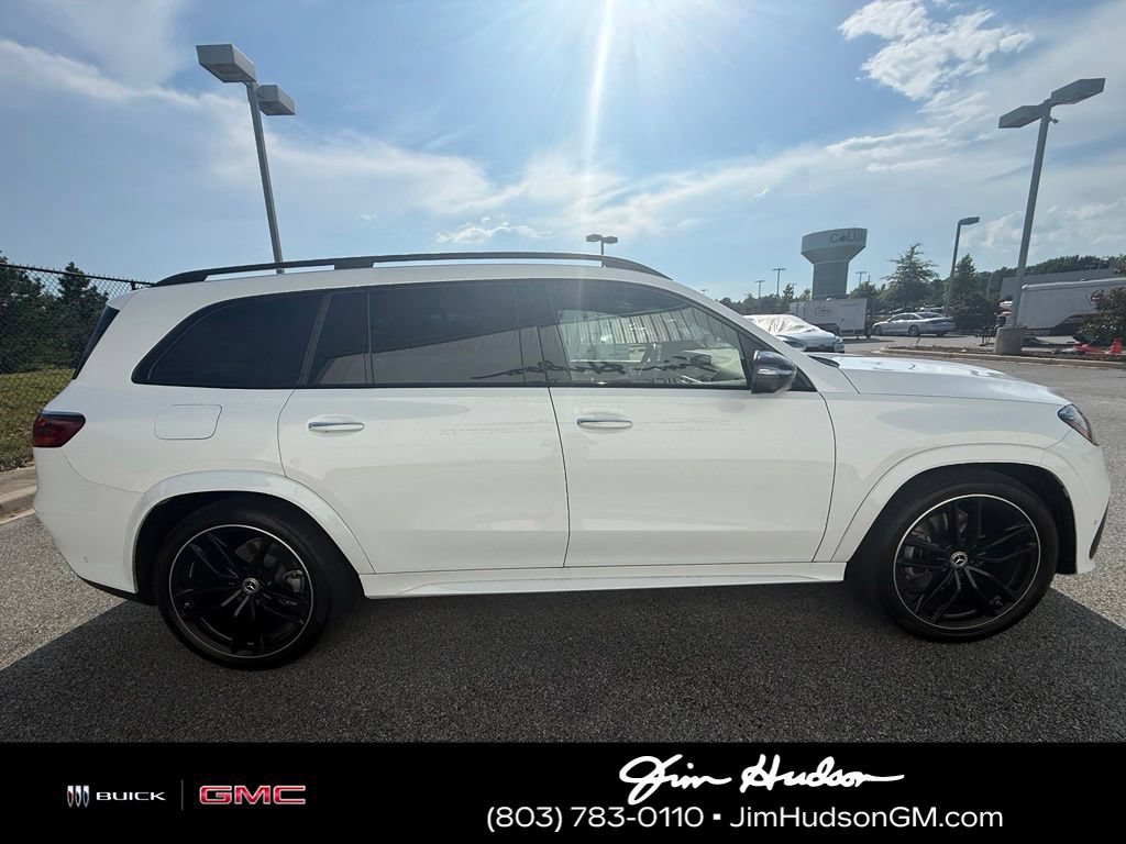 Used 2025 Mercedes-Benz GLS 450 4MATIC image 4