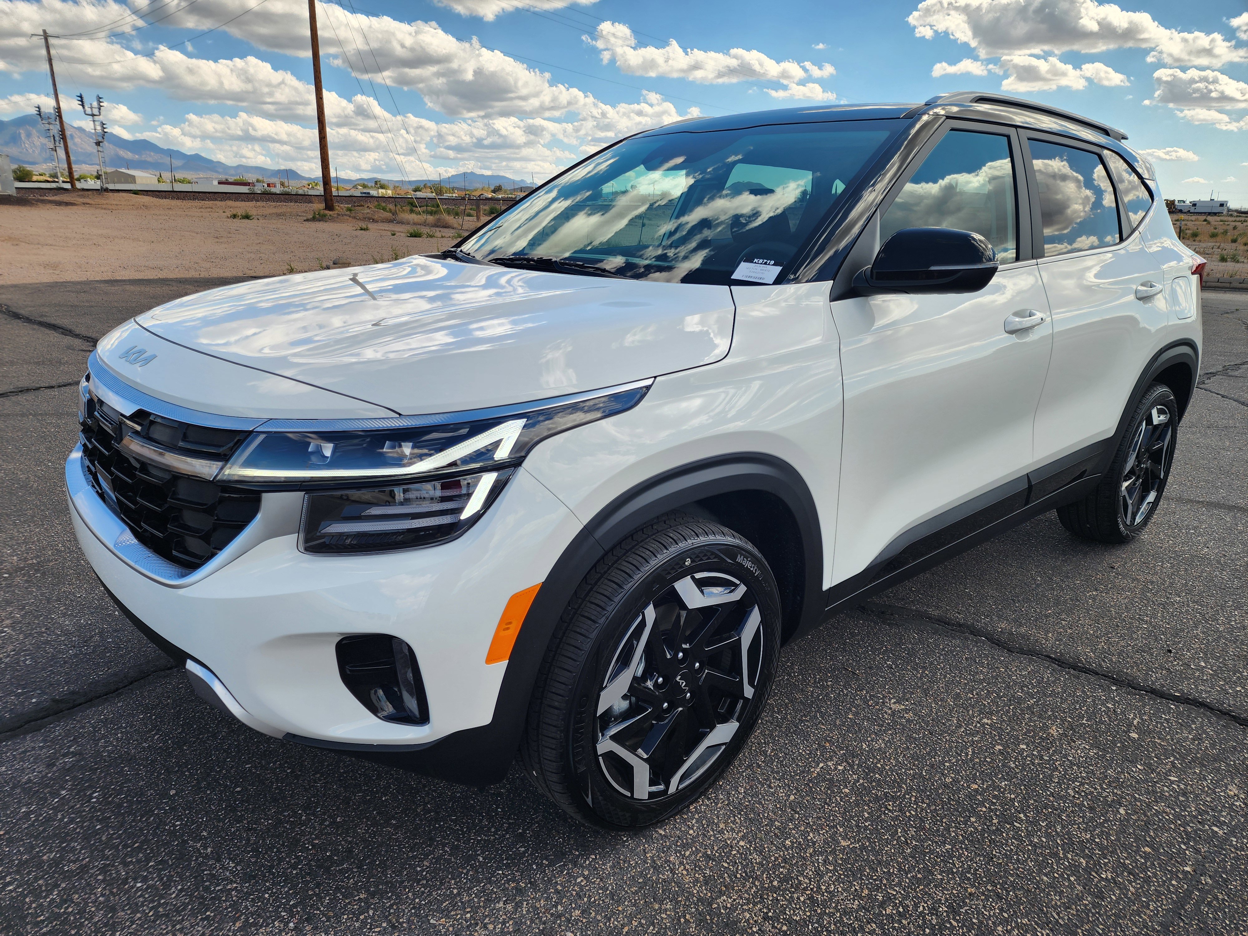 New 2026 Kia Seltos SX image 3