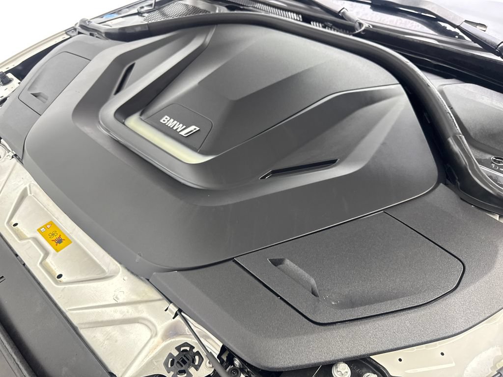 Used 2023 BMW i4 eDrive40 w/ M Sport Package RWD image 76