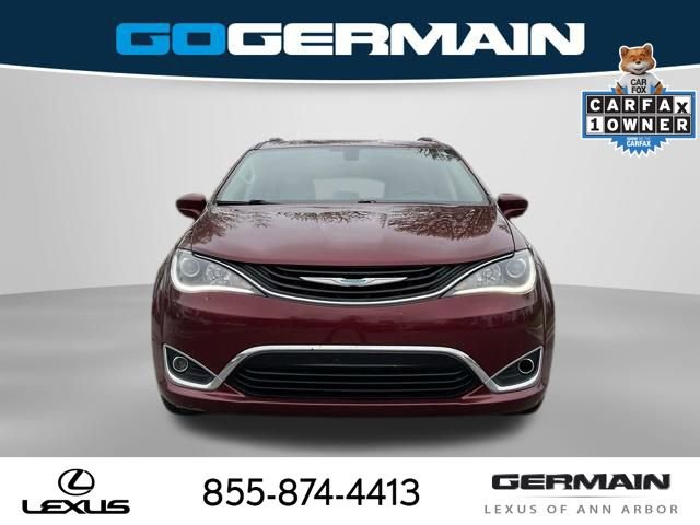 Used 2018 Chrysler Pacifica Touring-L FWD image 11