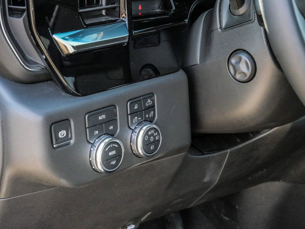 Used 2025 GMC Sierra 1500 SLT w/ SLT Premium Package image 29
