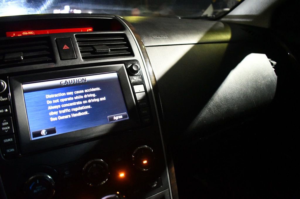 Used 2012 MAZDA CX-9 Grand Touring w/ Moonroof & Bose Audio Pkg image 17