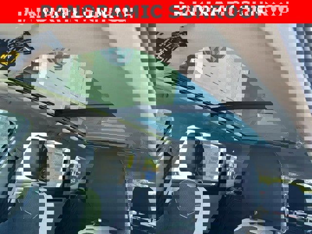 New 2025 Volkswagen Taos SE image 5