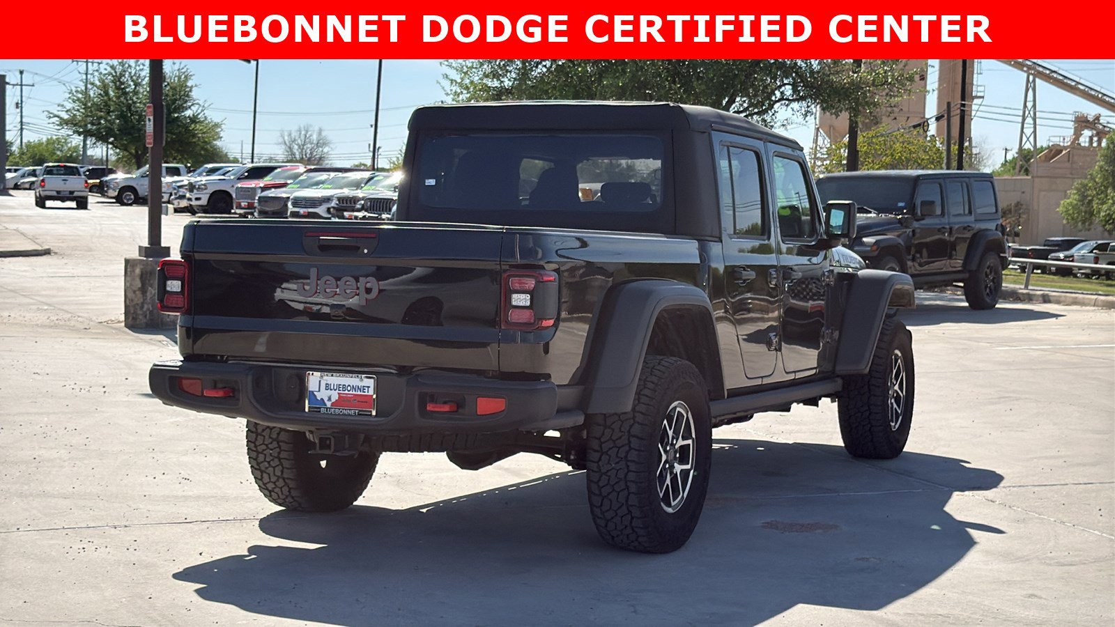 Used 2025 Jeep Gladiator Rubicon image 5