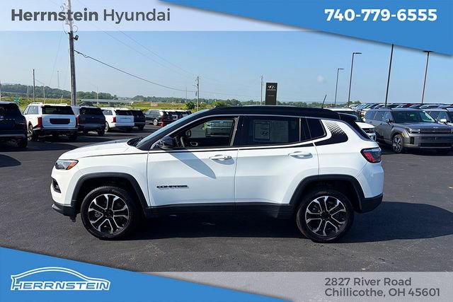 Used 2023 Jeep Compass Limited w/ Sun and Sound Group AWD/4WD image 4