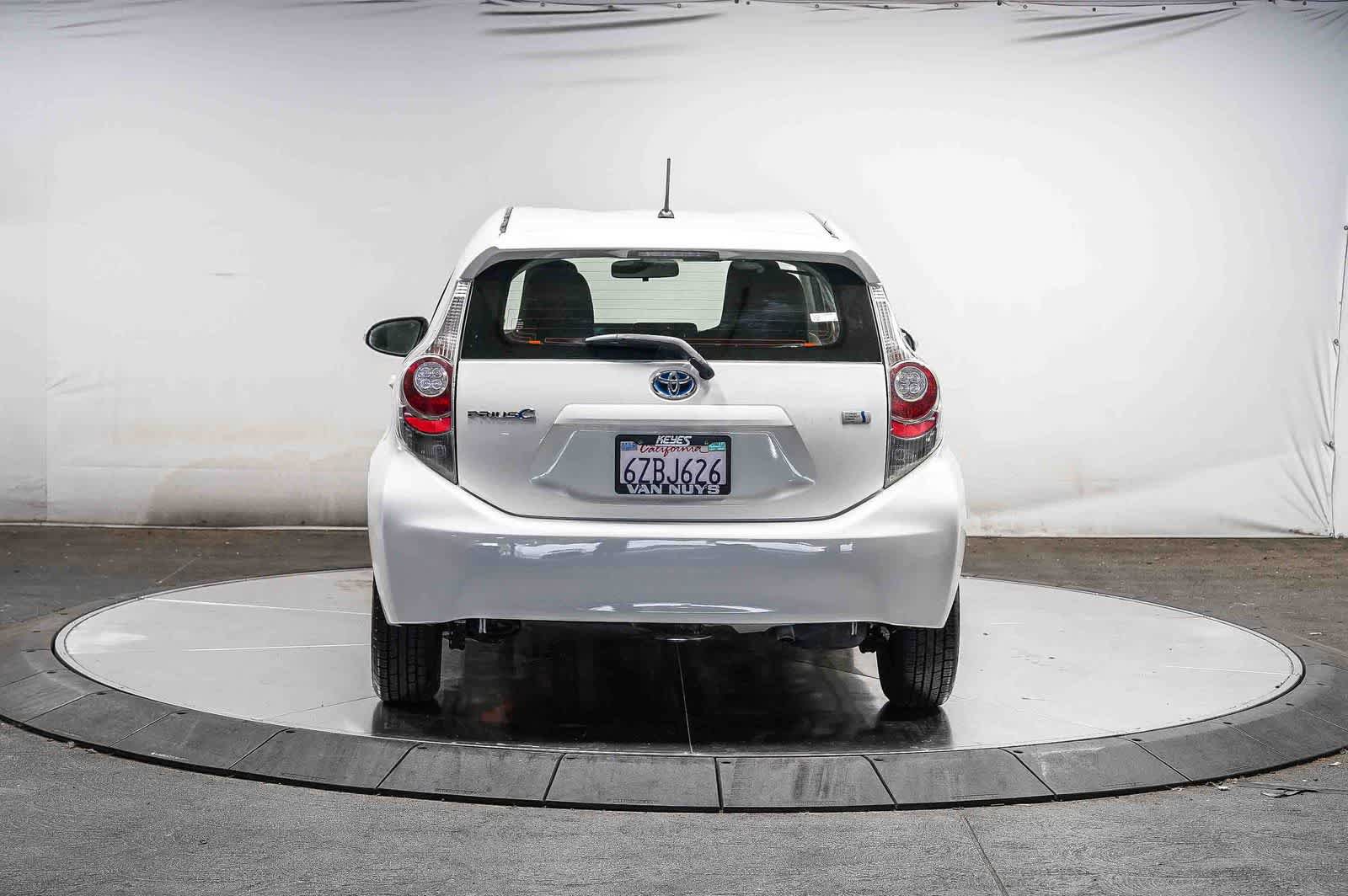 Used 2013 Toyota Prius C One FWD image 3