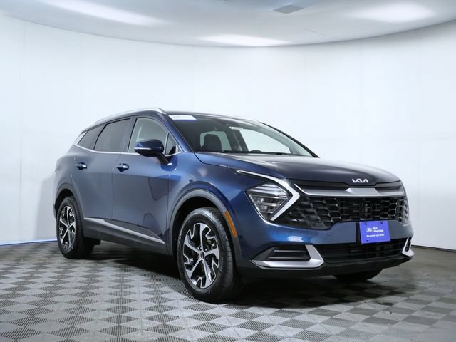 Used 2025 Kia Sportage EX AWD/4WD image 1