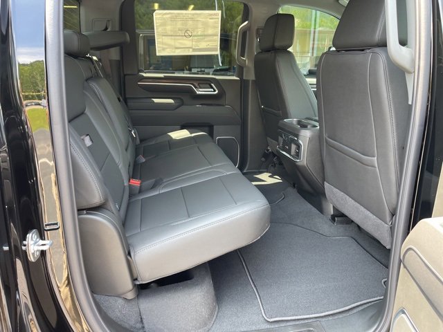 New 2025 GMC Sierra 2500 SLT w/ SLT Premium Package image 15