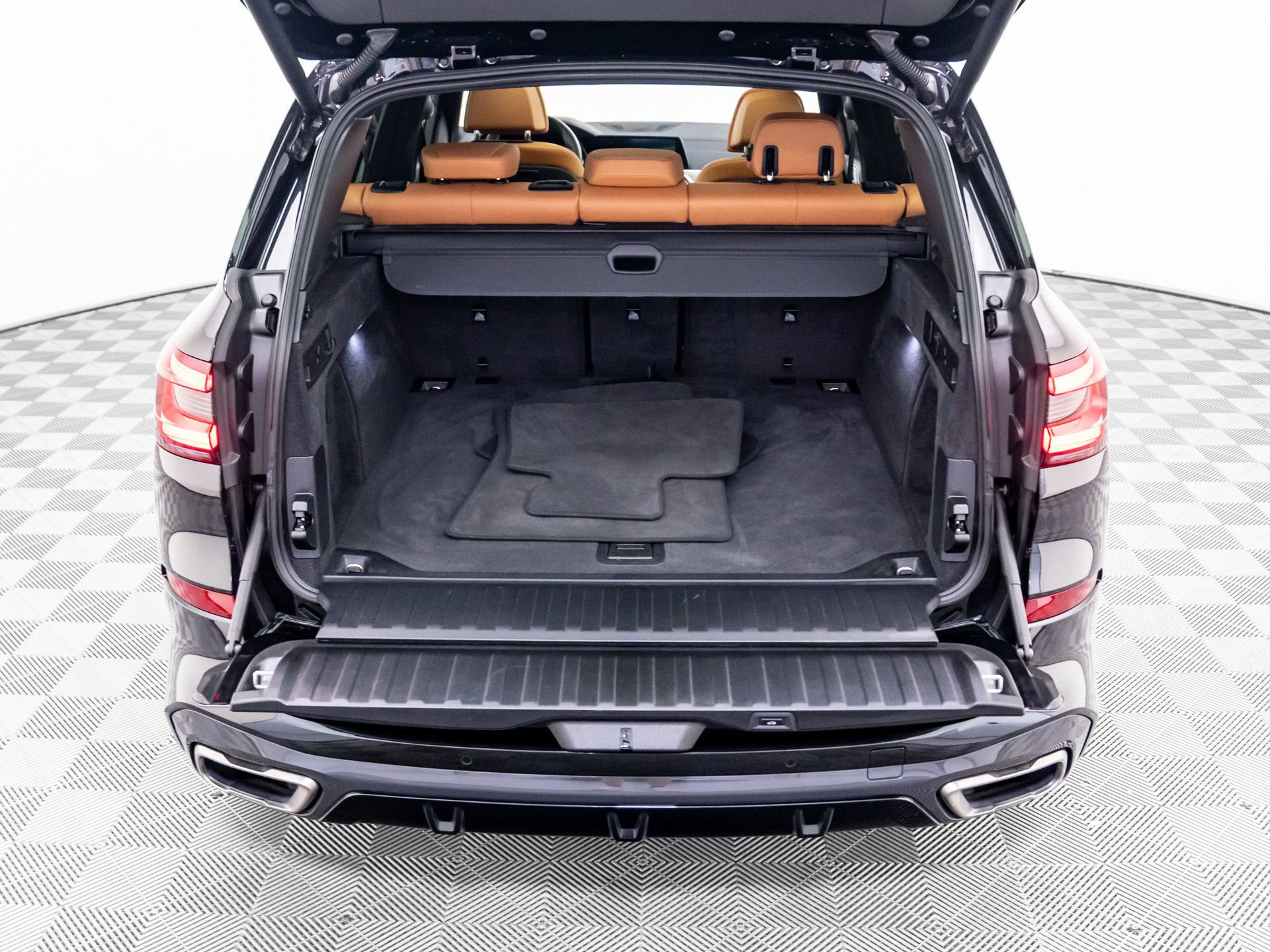 Certified 2022 BMW X5 M50i image 33