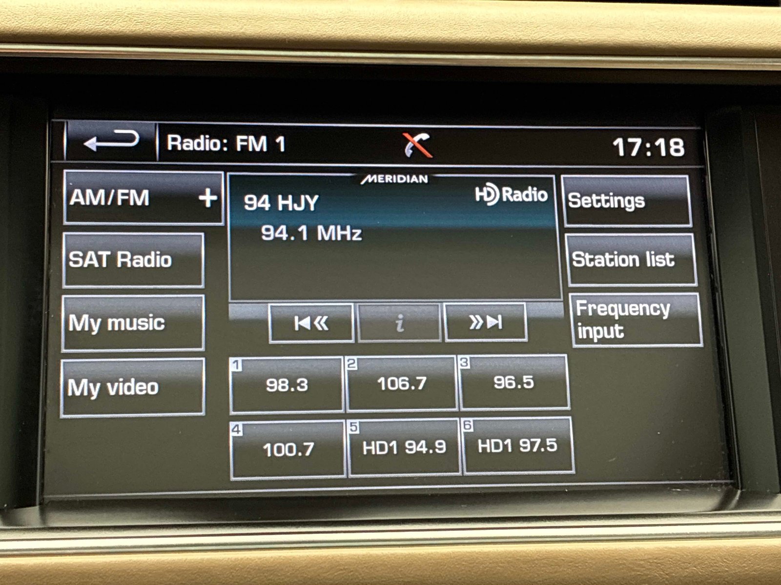 Used 2015 Land Rover Range Rover HSE AWD/4WD image 40