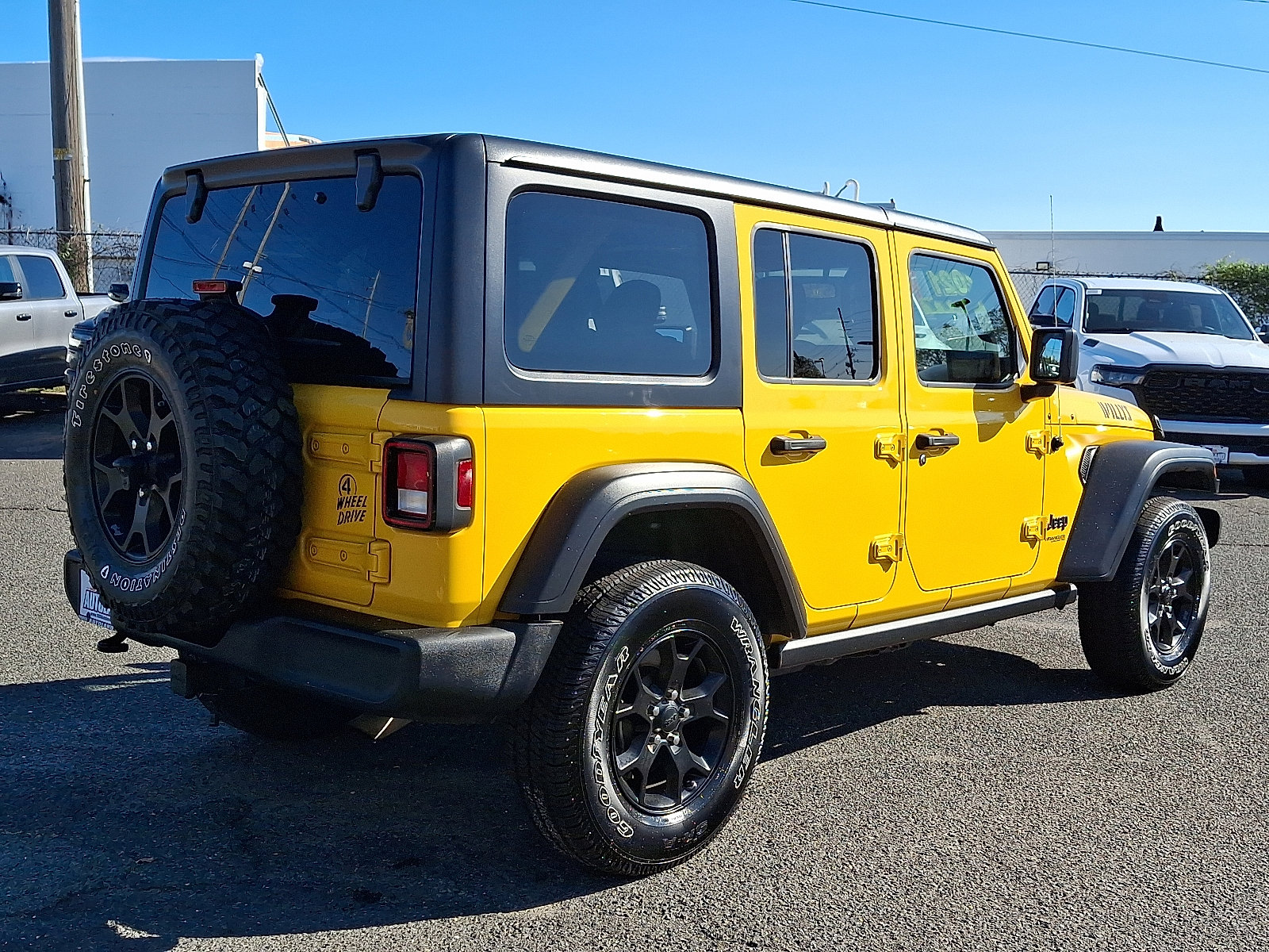 Used 2021 Jeep Wrangler Unlimited Willys image 7