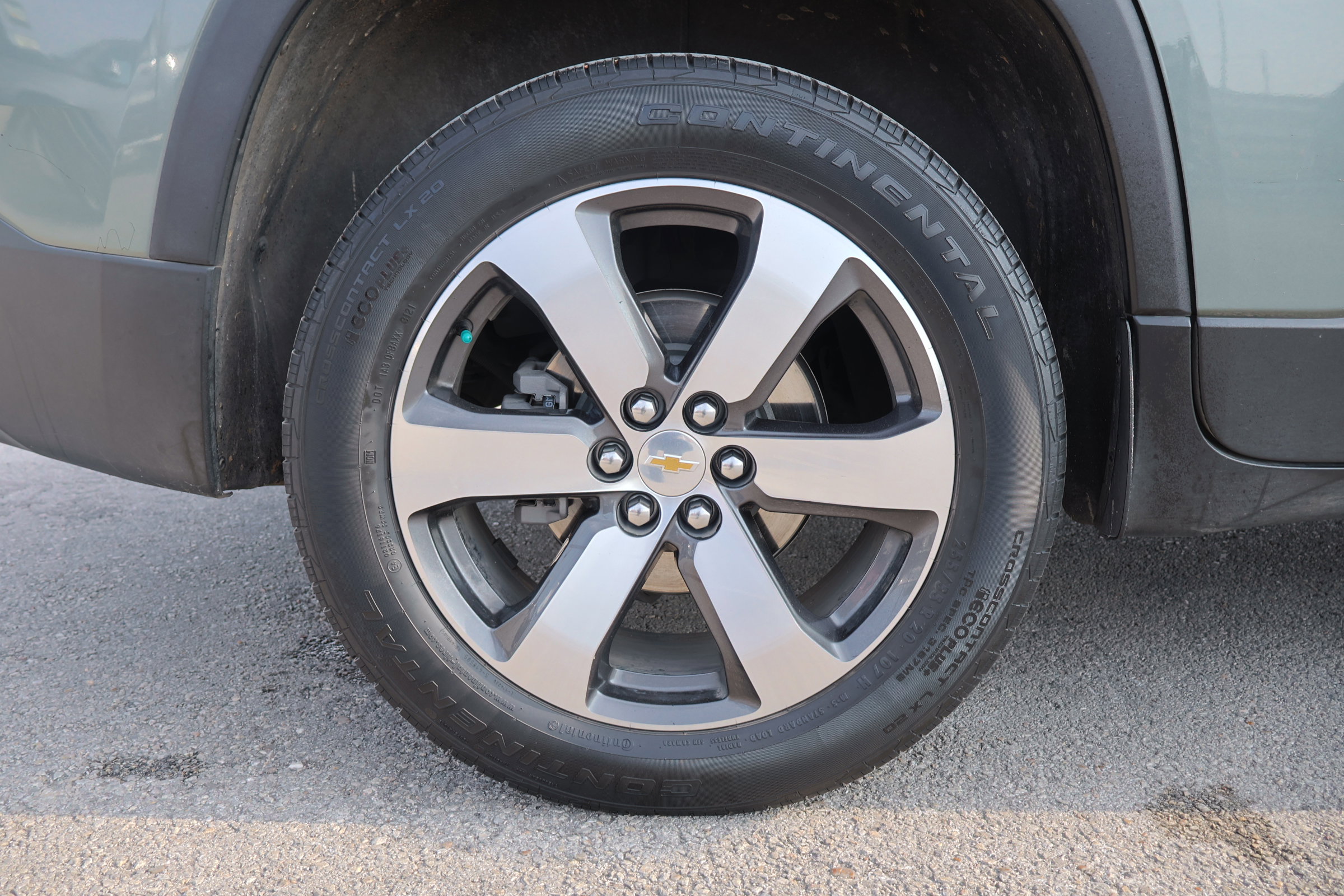 Used 2022 Chevrolet Traverse LT w/ LT Premium Package image 17