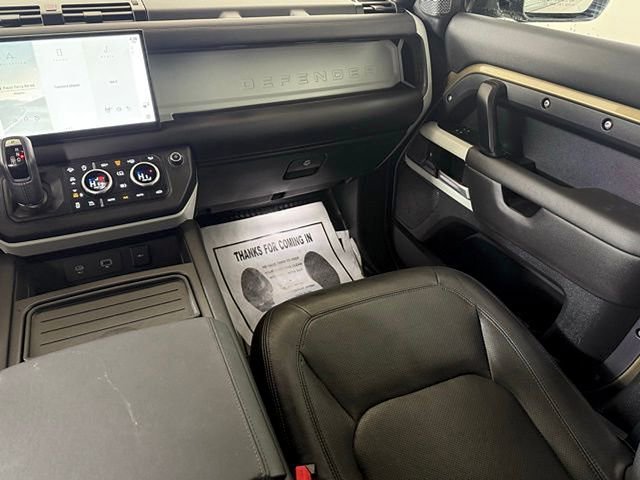Certified 2024 Land Rover Defender 110 SE image 27
