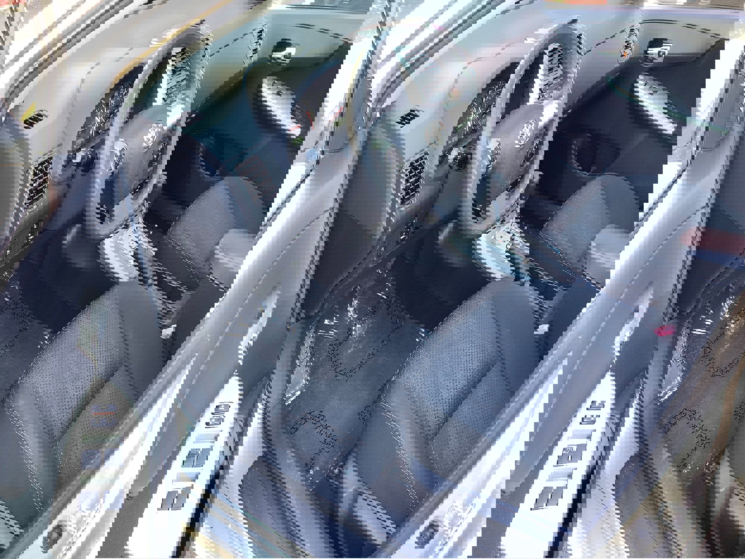 Used 2012 Toyota Corolla S image 11