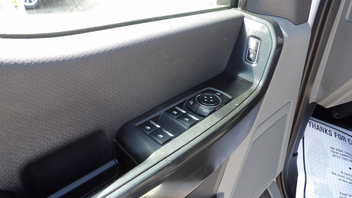 Used 2022 Ford F150 XL w/ Equipment Group 101A High RWD image 15