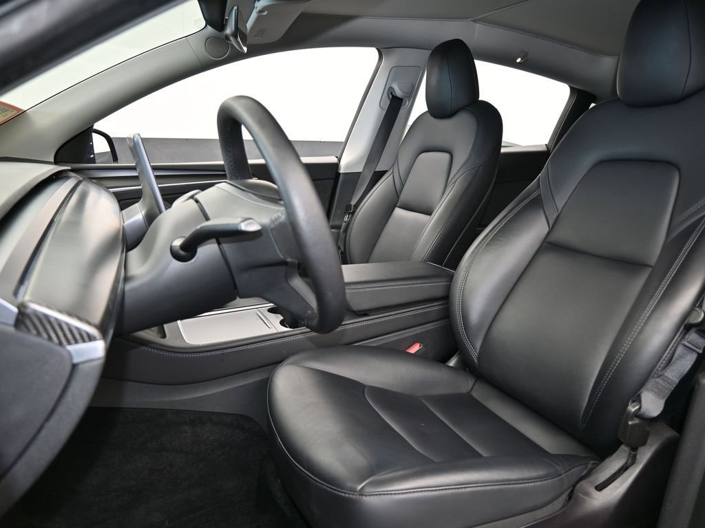 Used 2022 Tesla Model Y Performance image 10