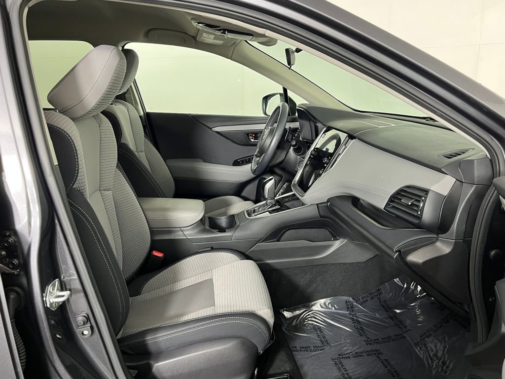 Used 2022 Subaru Outback Premium image 17