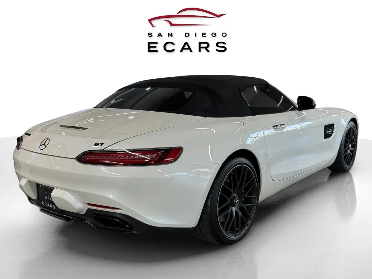 Used 2018 Mercedes-Benz AMG GT Roadster image 5