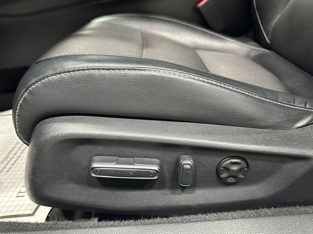 Used 2018 Honda Accord Sport image 12