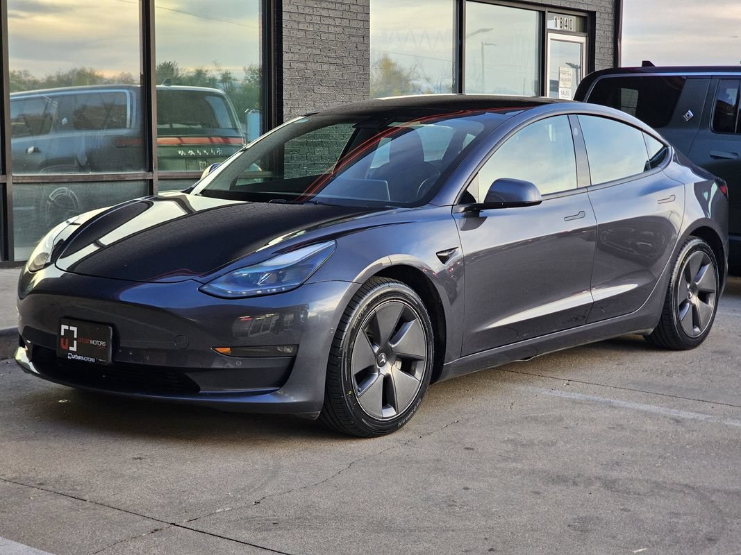 Used 2022 Tesla Model 3 Long Range AWD/4WD image 6