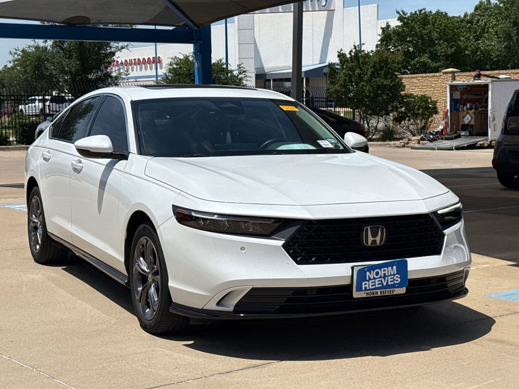 Certified 2024 Honda Accord EX-L image 4