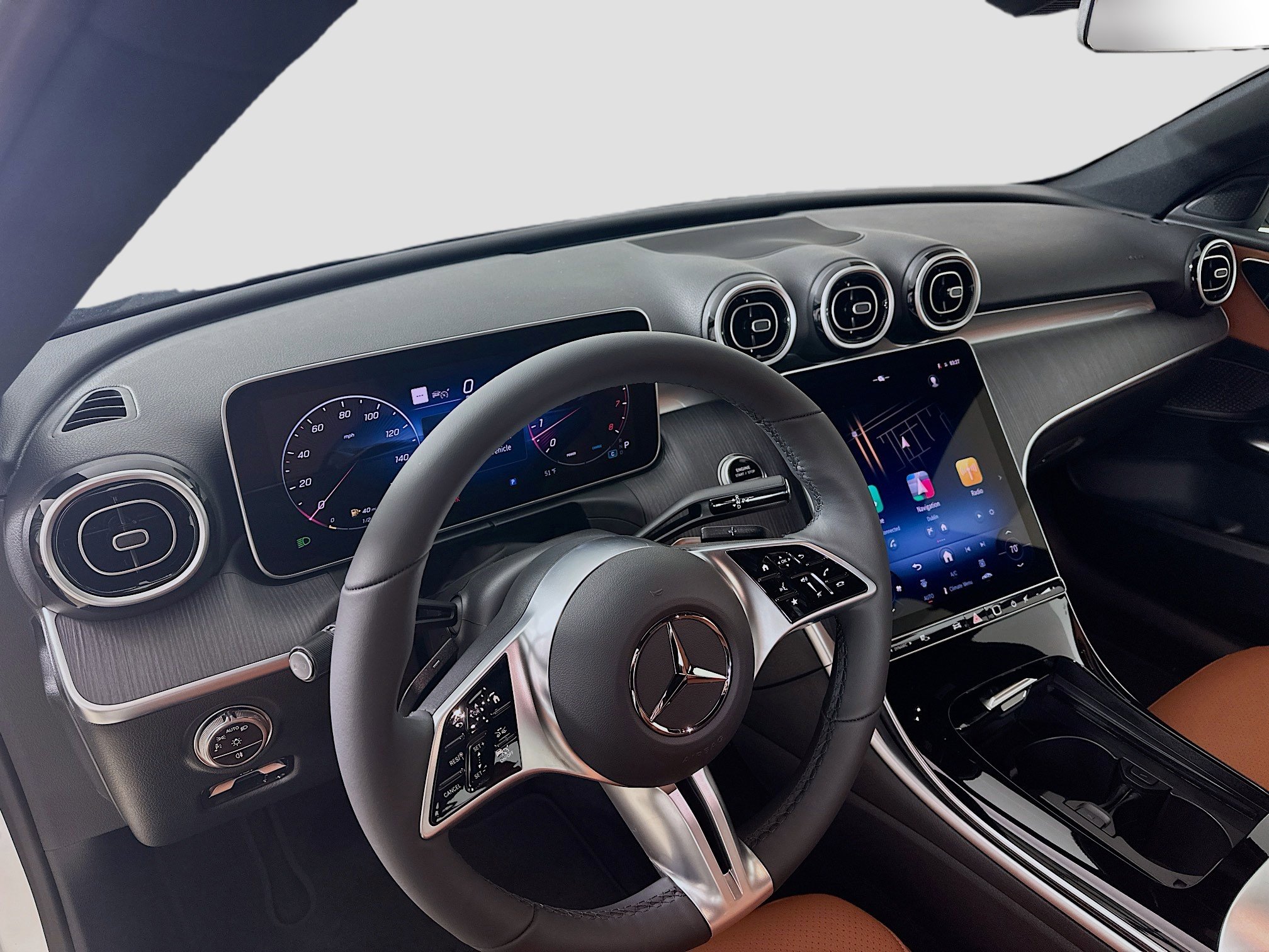 Certified 2026 Mercedes-Benz C 300 4MATIC Sedan image 9