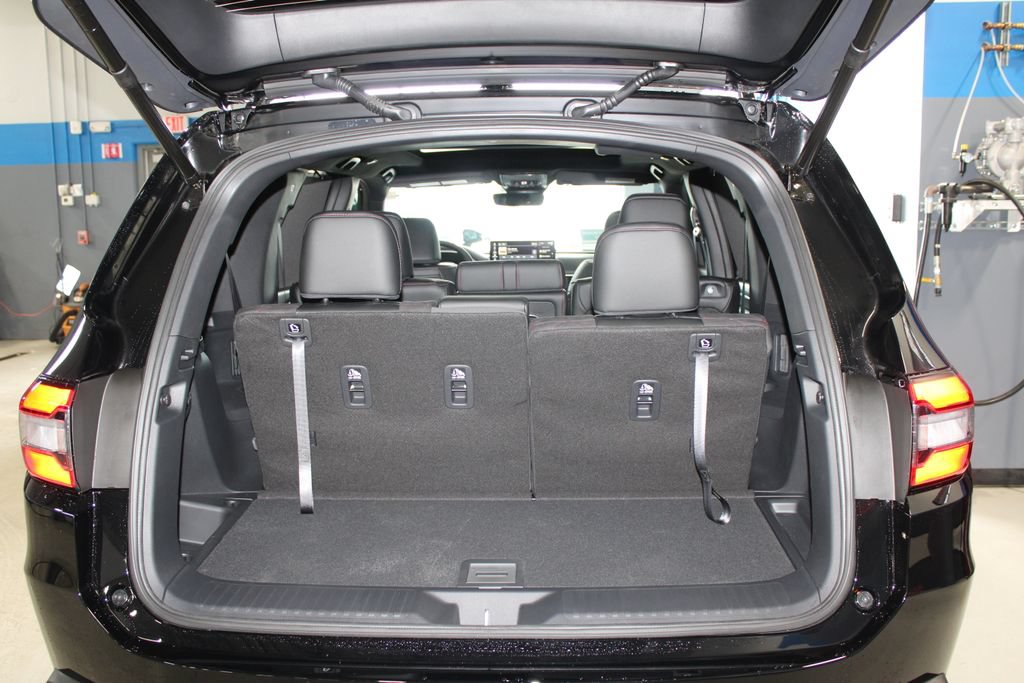 New 2026 Honda Pilot Black Edition image 16