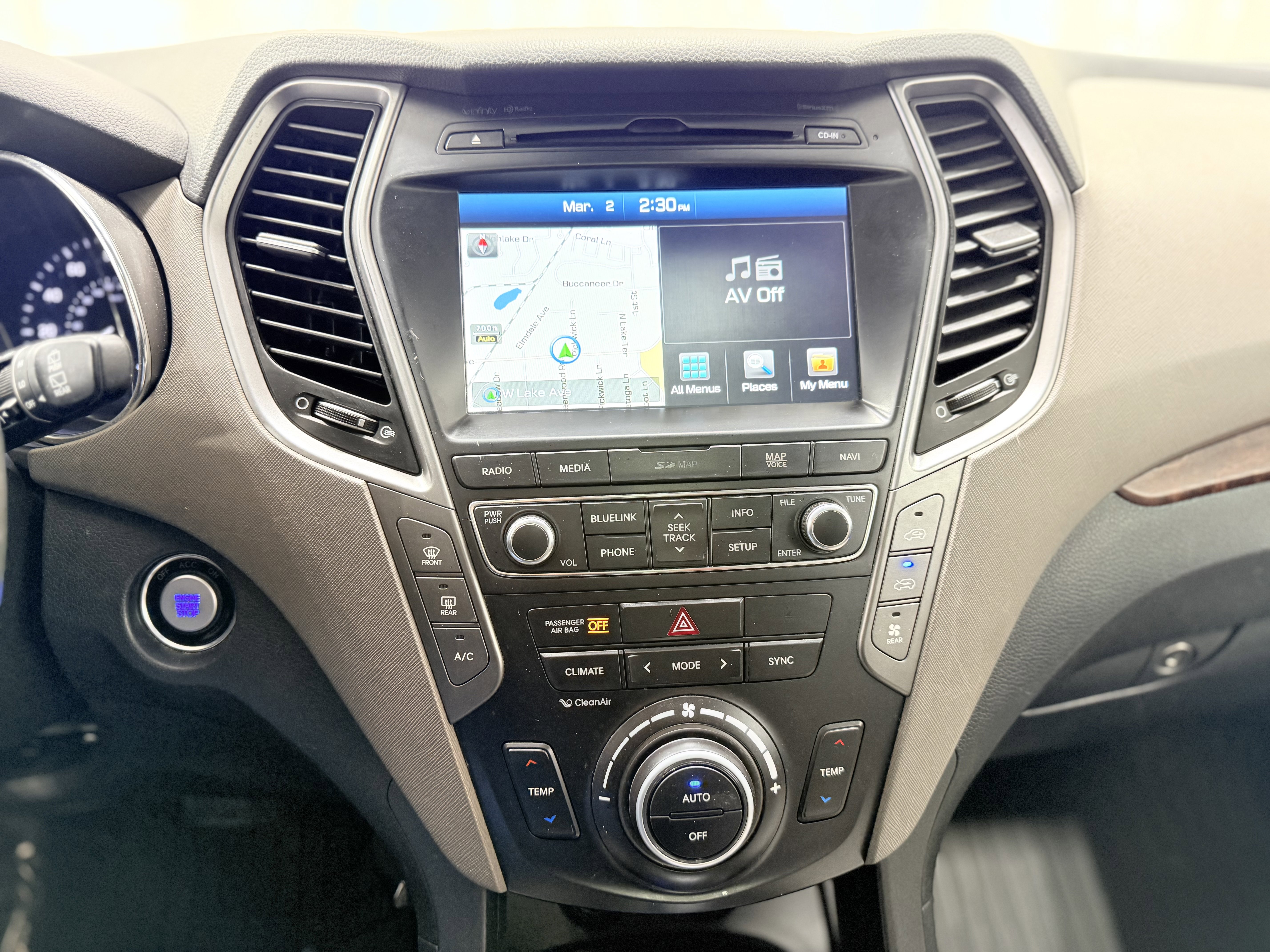 Used 2017 Hyundai Santa Fe SE w/ SE Ultimate Tech Package 03 image 21