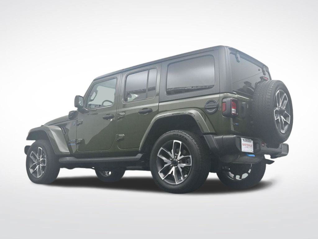 Used 2024 Jeep Wrangler Unlimited w/ Convenience Group AWD/4WD image 36