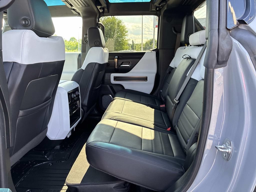 Used 2025 GMC Hummer EV 3X w/ Battery Pack, 24 Module Pack AWD/4WD image 13