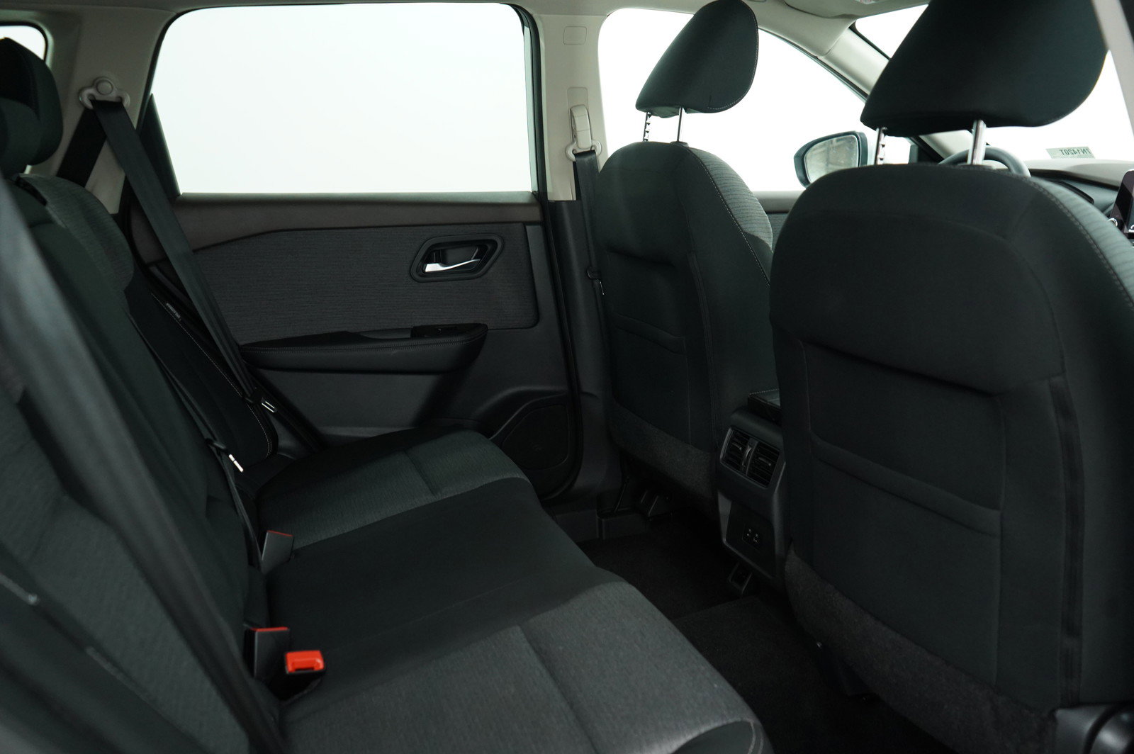 Used 2022 Nissan Rogue SV image 12