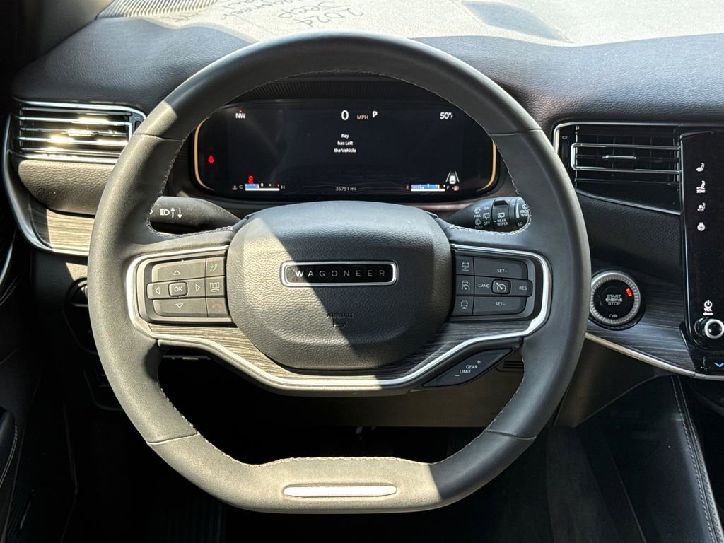 Used 2024 Jeep Wagoneer Series II w/ Flexible Seating Group image 14