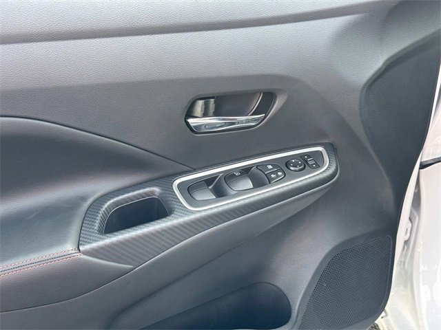 New 2025 Nissan Versa SR w/ Trunk Package image 19