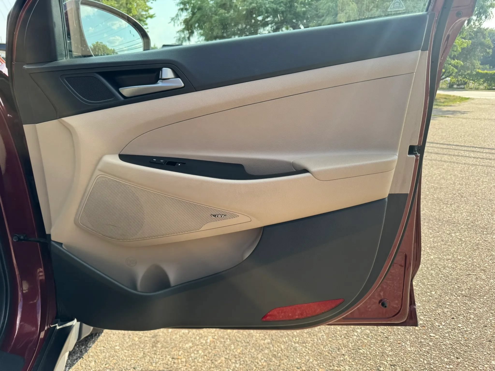 Used 2017 Hyundai Tucson SE Plus AWD/4WD image 30