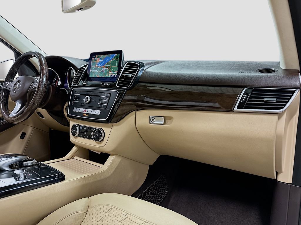 Used 2017 Mercedes-Benz GLE 350 4MATIC image 32