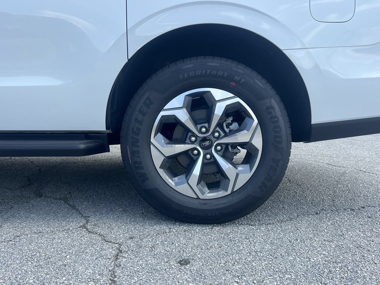 New 2027 Ford Expedition Max Active RWD image 30