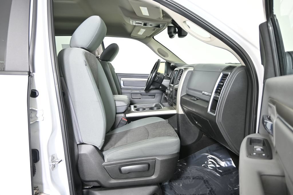 Used 2018 RAM 1500 Big Horn AWD/4WD image 14