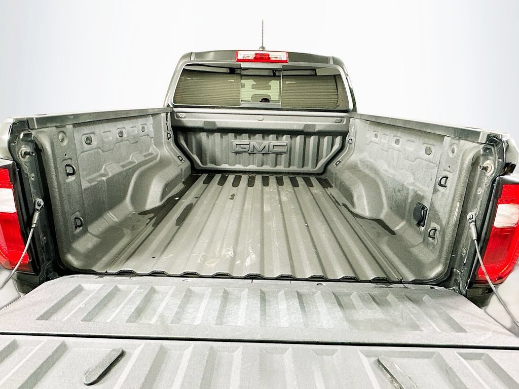 Used 2025 GMC Canyon Denali AWD/4WD image 30