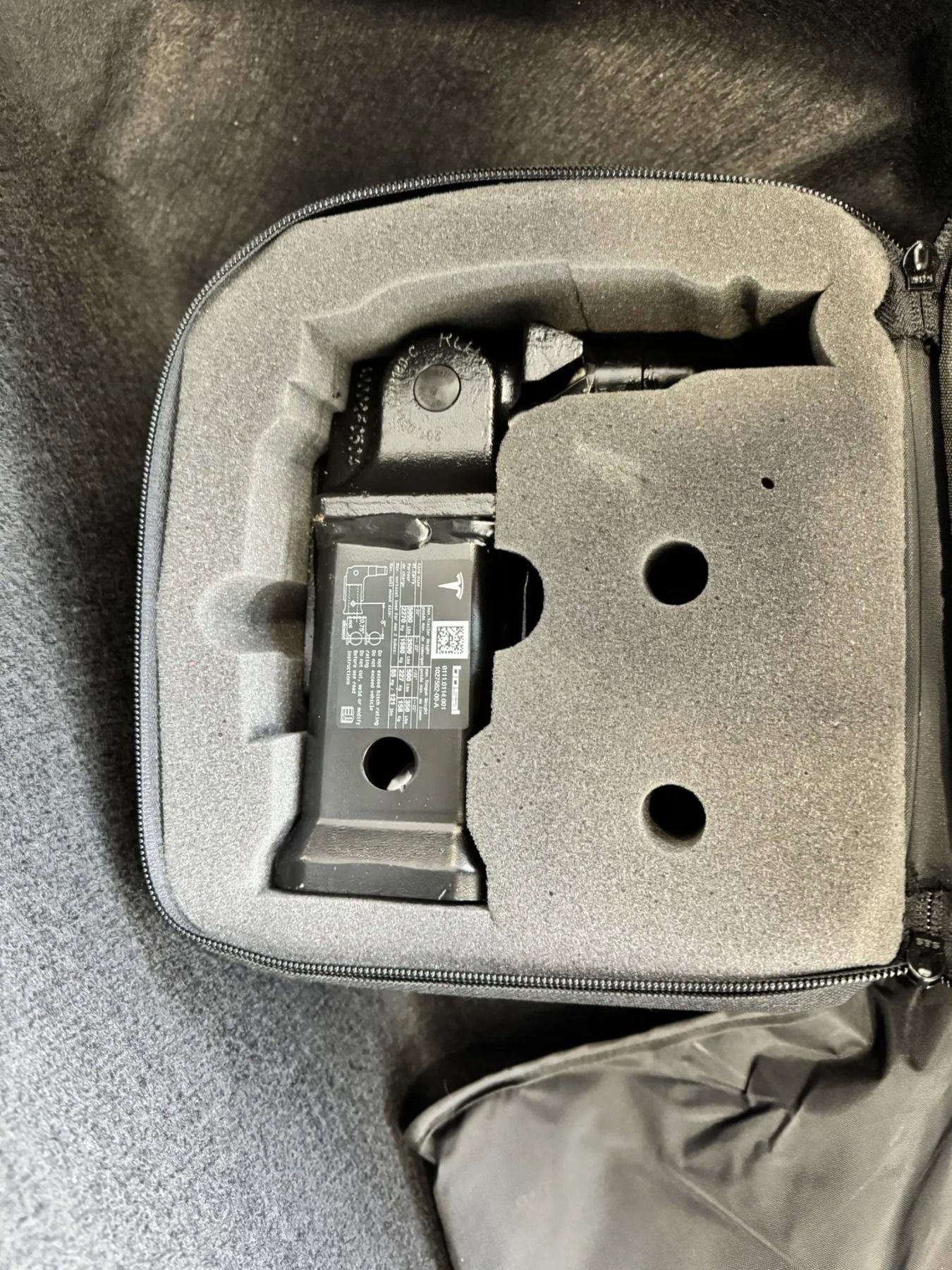 Used 2017 Tesla Model X 100D image 45