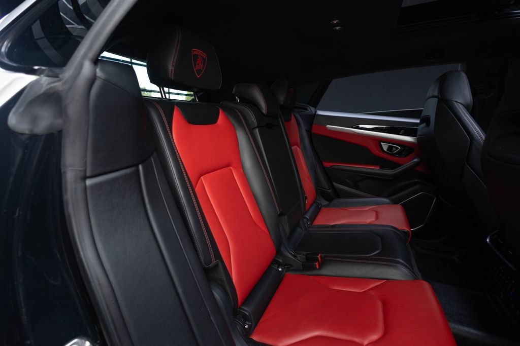Used 2022 Lamborghini Urus AWD/4WD image 59