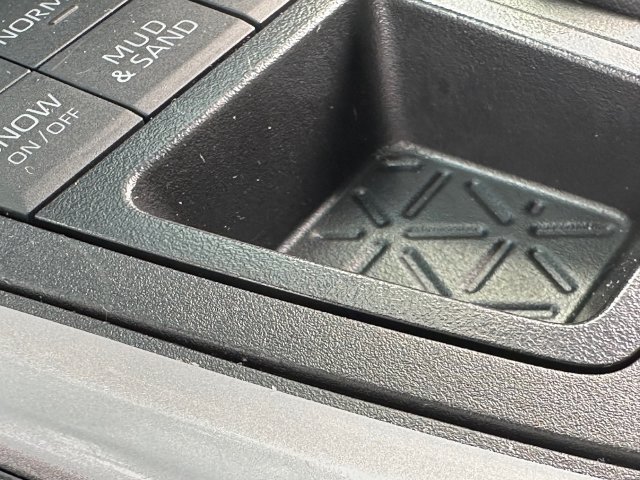 Certified 2025 Toyota RAV4 XLE AWD/4WD image 7