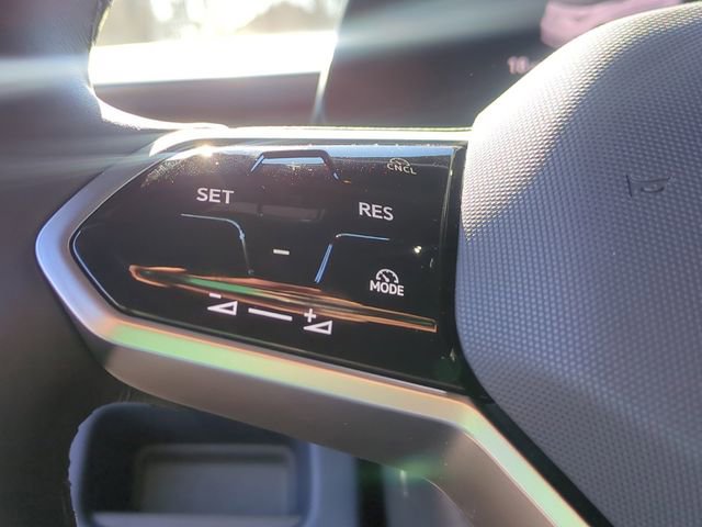 New 2025 Volkswagen ID. Buzz Pro S image 25