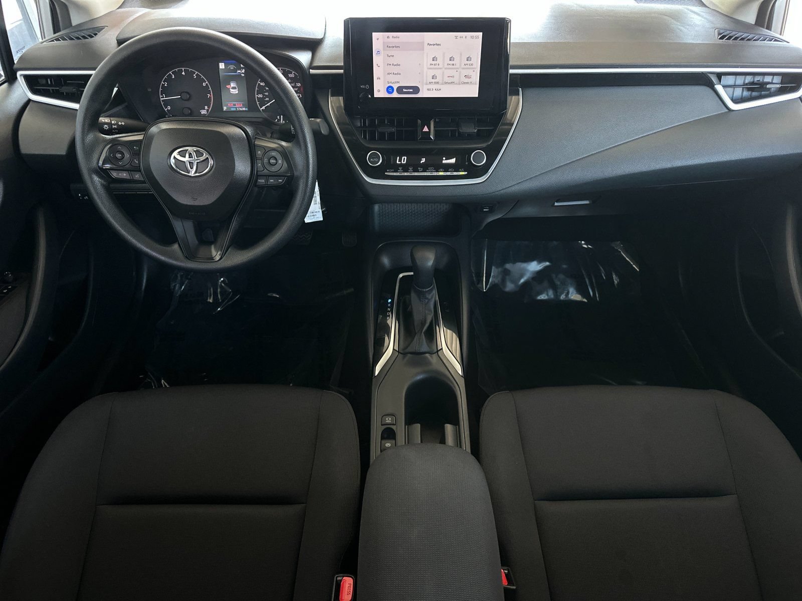 Used 2025 Toyota Corolla LE FWD image 12