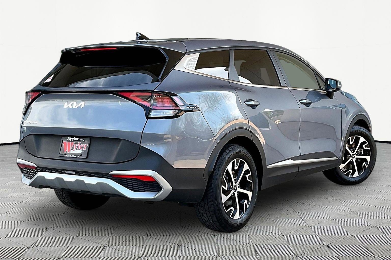 Used 2023 Kia Sportage EX image 6