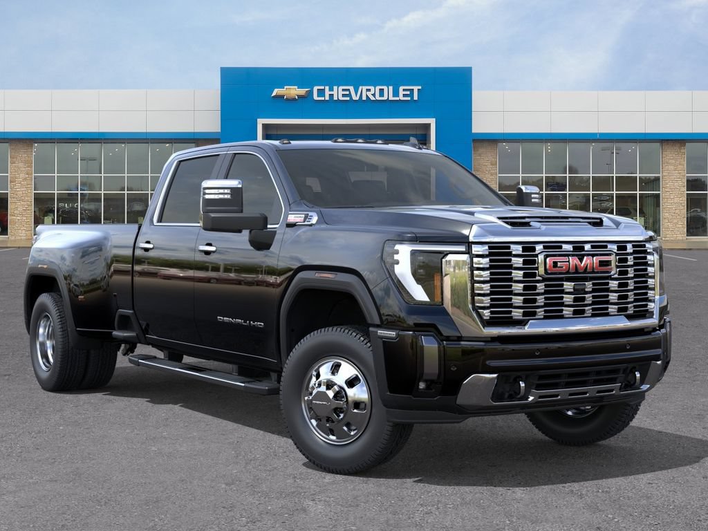 New 2026 GMC Sierra 3500 Denali w/ Denali Reserve Package AWD/4WD image 7