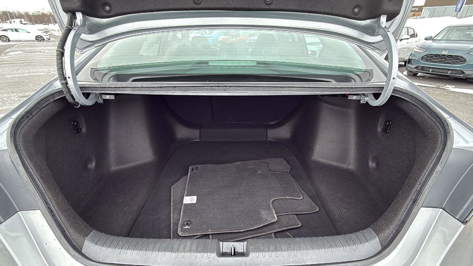 Used 2023 Honda Accord EX image 22