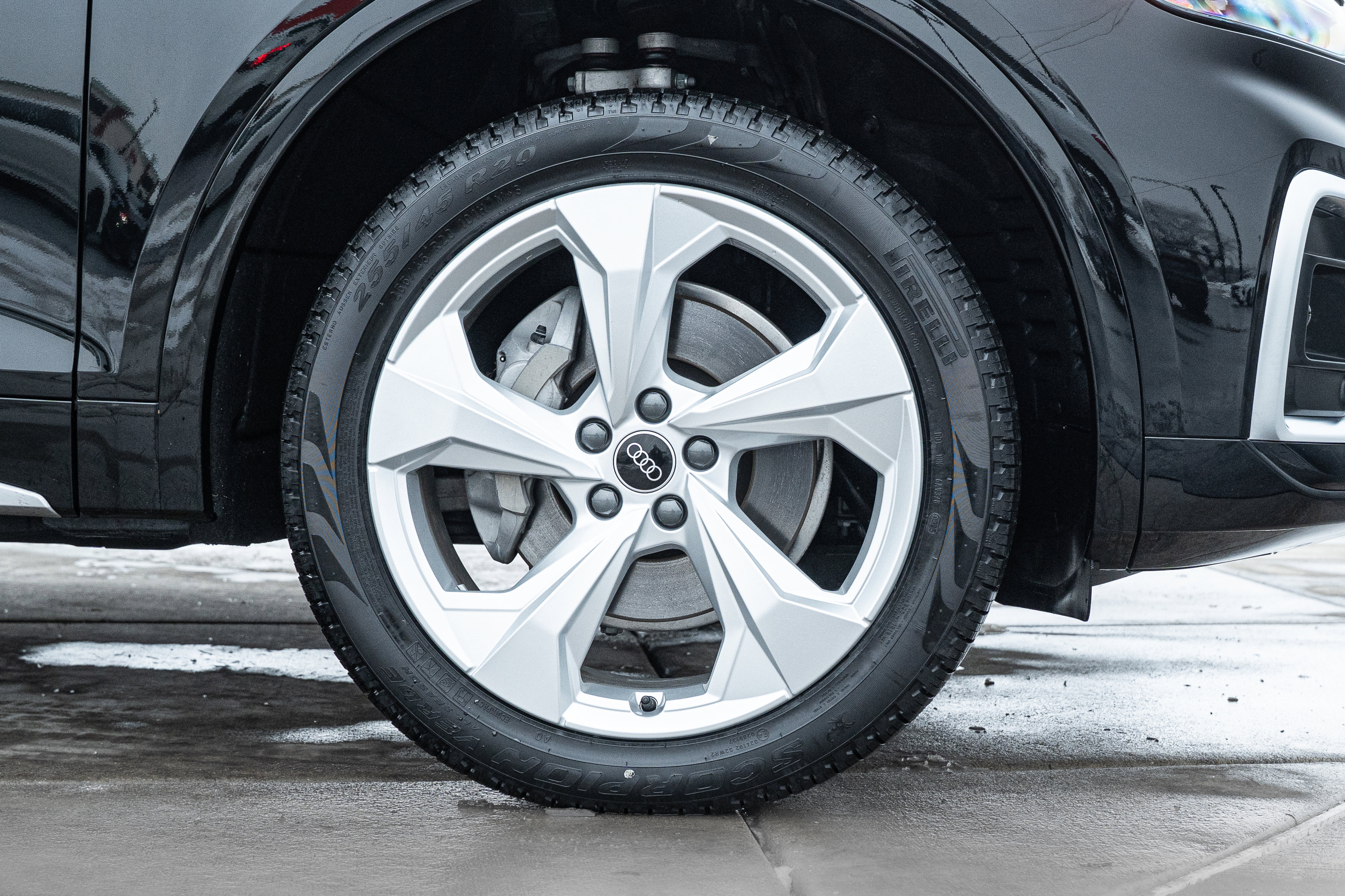 Certified 2025 Audi Q5 2.0T Premium Plus w/ Premium Plus Package image 34