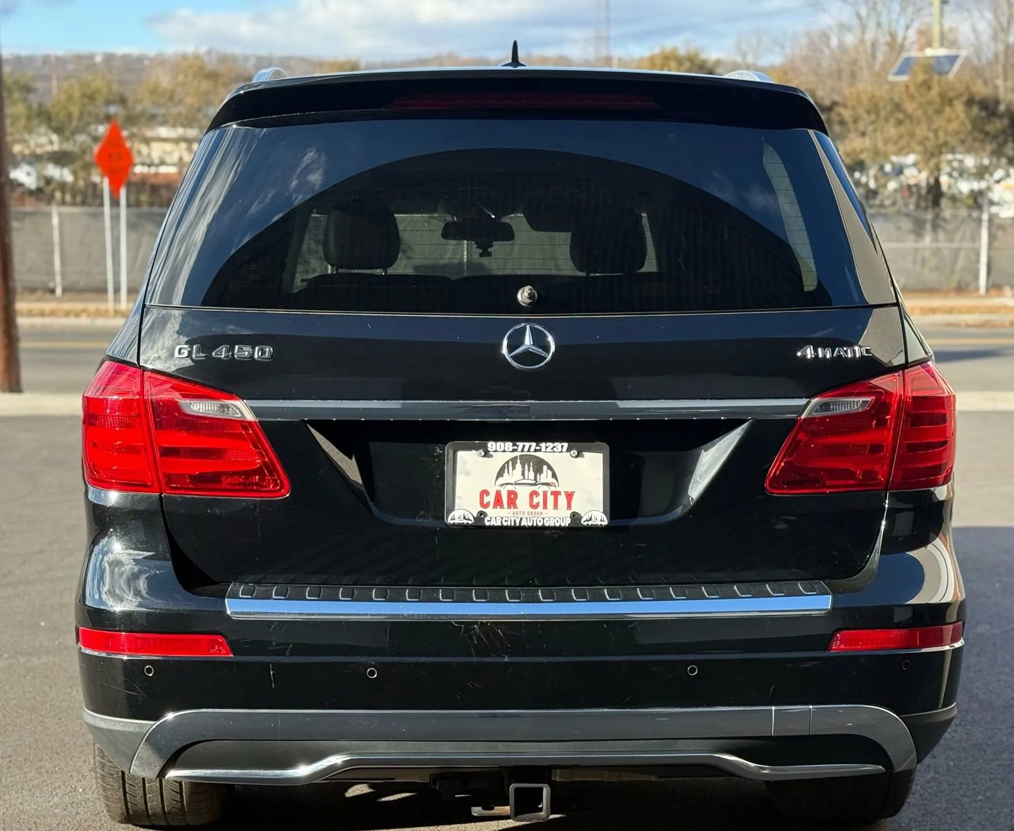 Used 2015 Mercedes-Benz GL 450 4MATIC image 5
