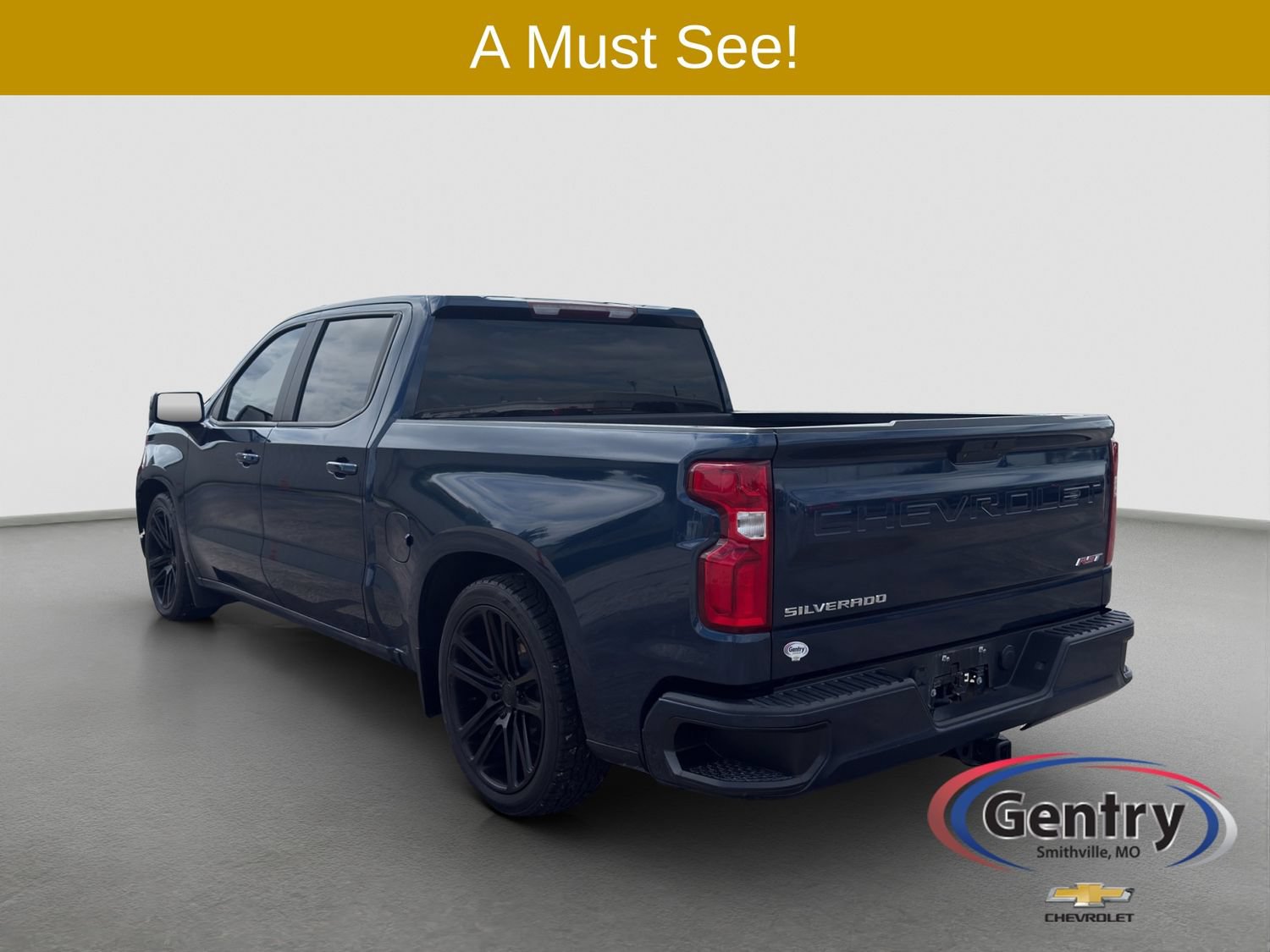 Used 2021 Chevrolet Silverado 1500 RST w/ Bed Protection Package RWD image 4